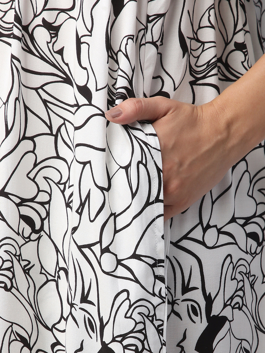 Black & White Tropical Printed Maternity Dress