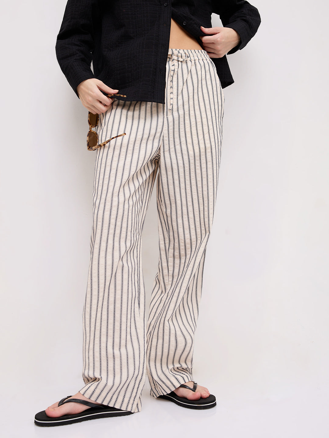 Coastal Ivory Motif Striped Seersucker Embroidered Trousers