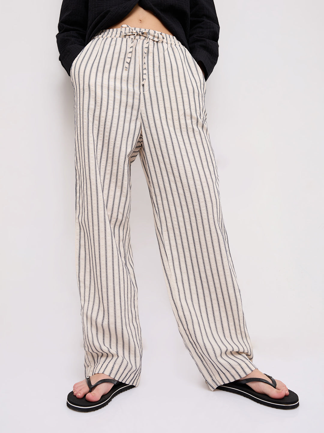Coastal Ivory Motif Striped Seersucker Embroidered Trousers